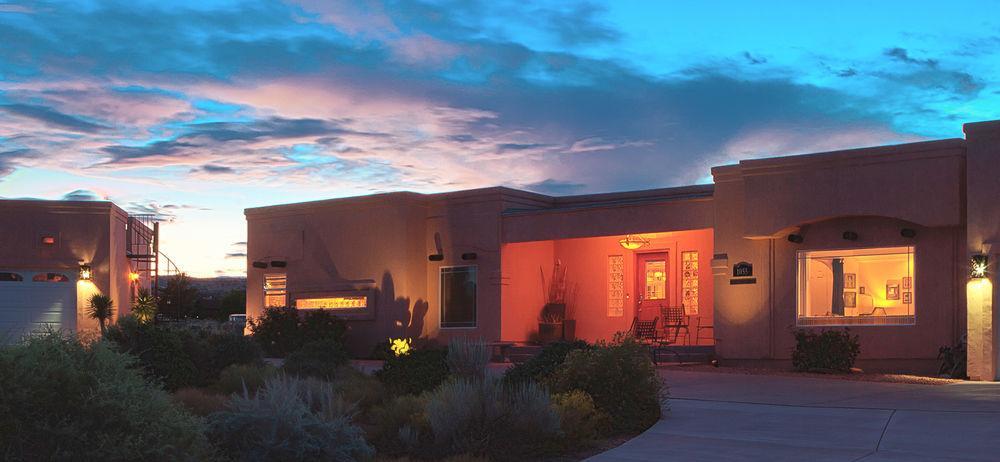 Dreamkatchers Lake Powell Bed & Breakfast Big Water Exterior photo